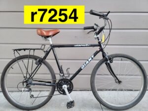 $395. Giant Acapulco. 20in CrMo. 18sp shimano